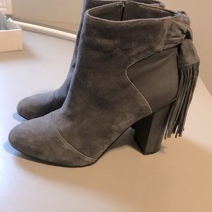 New pair of grey boots
